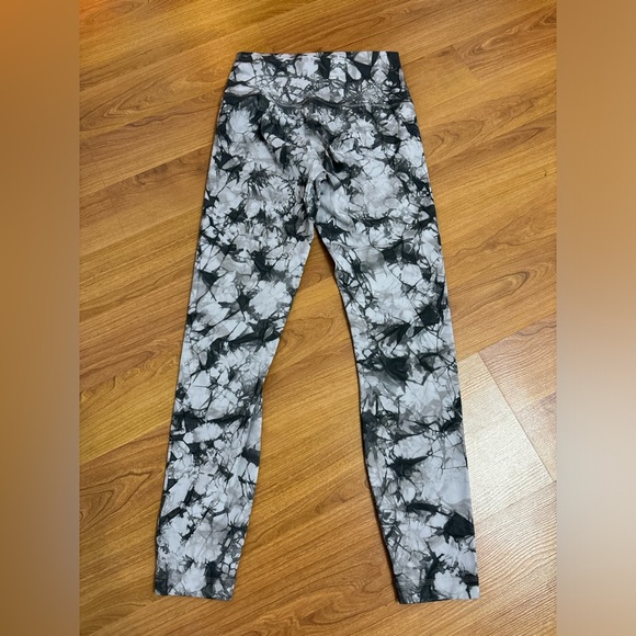 LULULEMON Wunder Under High-Rise Tight 25" *Full-On Luxtreme and Energy Bra - Picture 6 of 10